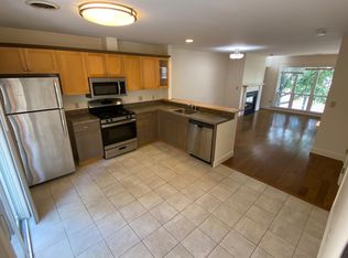 345 Dorset St UNIT F, South Burlington, VT 05403