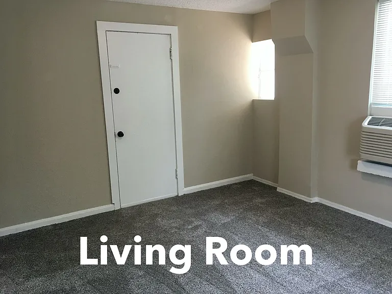 417 N Walnut St — Photo 4