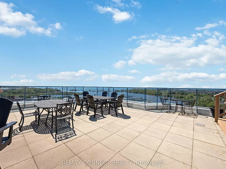 340 Watson St W #420 — Photo 32