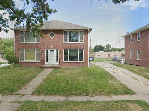 810 W 11th St