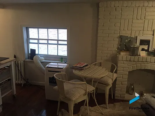 Rented by FirstService Realty (legacy) | media 8