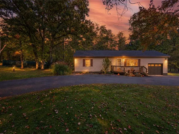 102 Mountain View Dr, Jim Thorpe, PA 18229