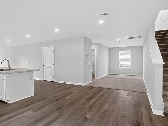Quick Move-In Fairview