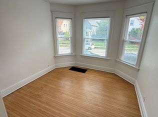 722 E Conway St, Milwaukee, WI 53207