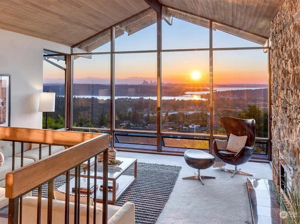 4565 Somerset Place SE, Bellevue, WA 98006