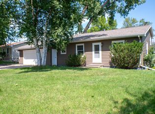 103 E Interlaken Rd, Fairmont, MN 56031