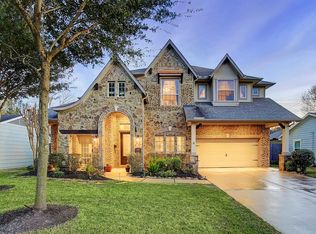 1745 Woodcrest Dr, Houston, TX 77018