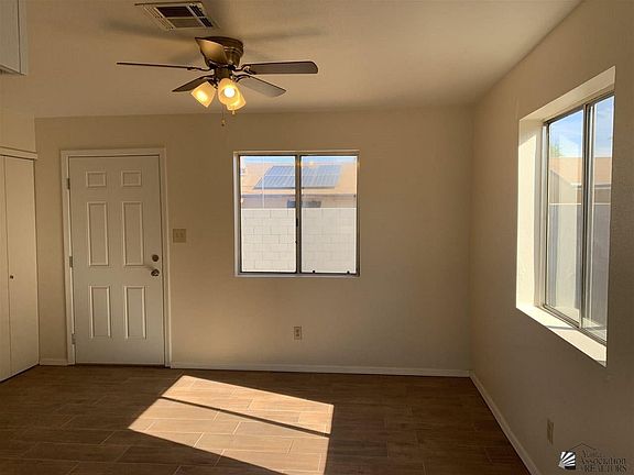 5th image of 865 N Orquidea Ave