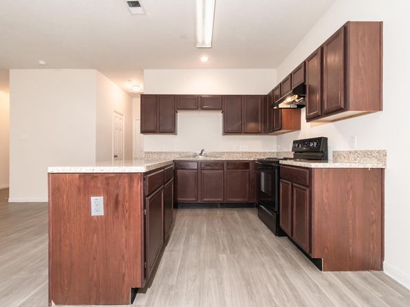 3931 Lexington Manor Ct