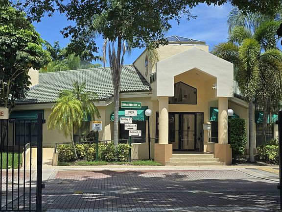 4th image of 9999 Summerbreeze Dr APT 305