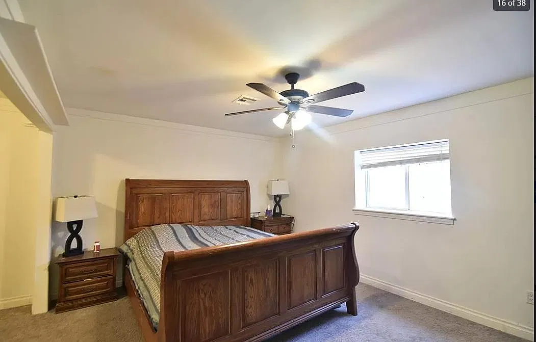 120 Clayton St — Photo 3