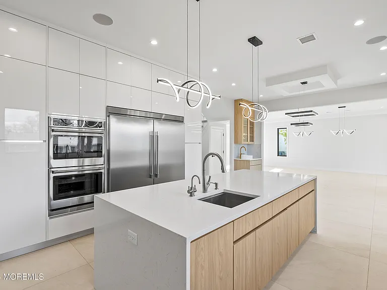 150 Ampere Ave — Photo 14