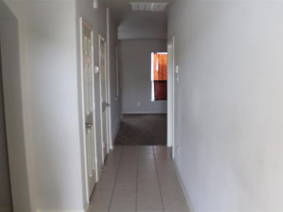 3rd image of 3910 Teal Vista Ct