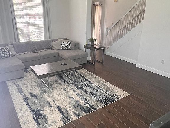 5th image of 2936 Bonita Cir