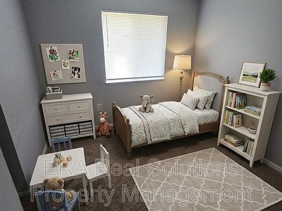 3rd image of 2721 Charles Dr