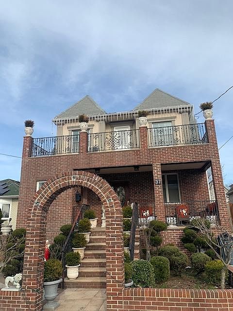 1st image of 37 Wheeler Ave #2
