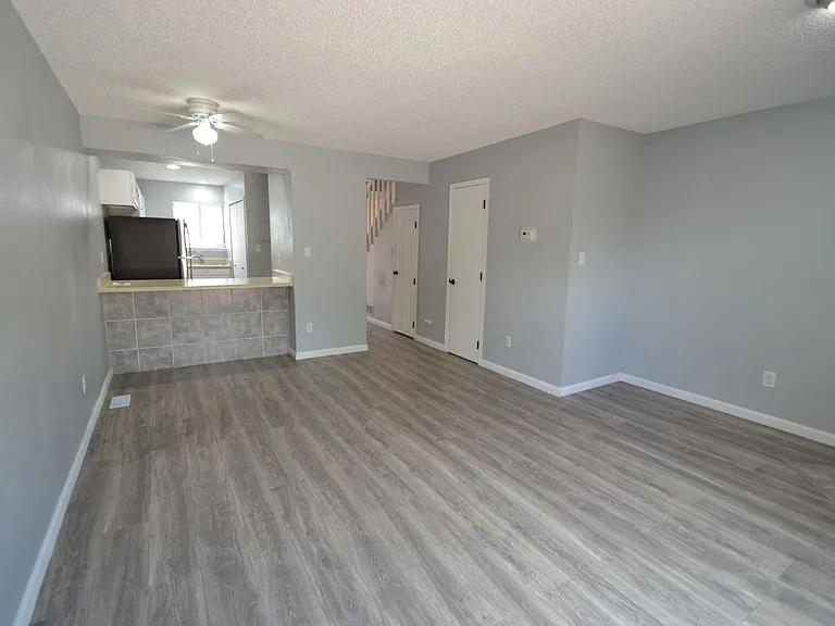 1504 Crestone Ave #B — Photo 9