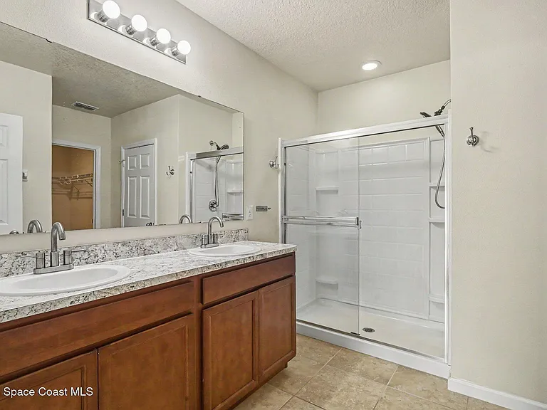 2650 Falcon Ln — Photo 9