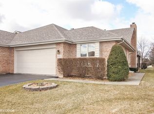 18330 Pine Wood Ln #1, Tinley Park, IL 60477