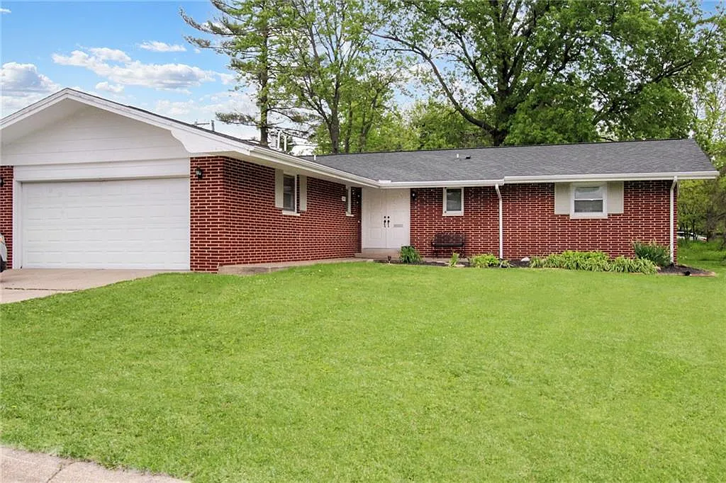 543 Ashby Dr photo 1