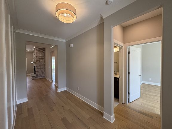 4th image of 5605 Sinclair St Lot 209