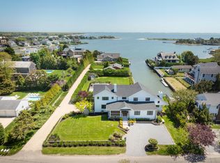 56 Middle Pond Rd, Southampton, NY 11968
