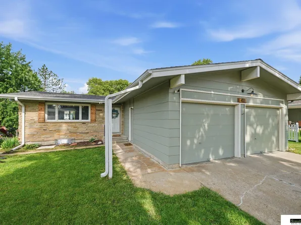431 W Broadview Dr, Lincoln, NE 68505