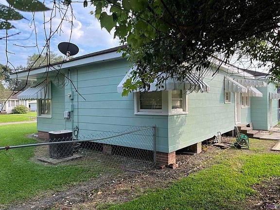 5th image of 58240 Robertson St