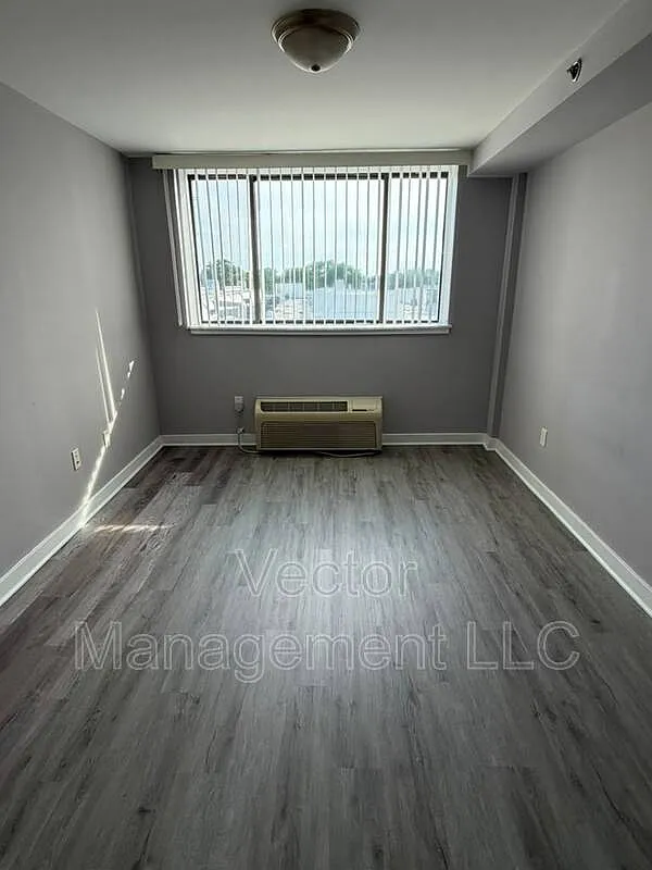1 bed, 1.0 bath, 600 sqft, $1,450 — Photo 3