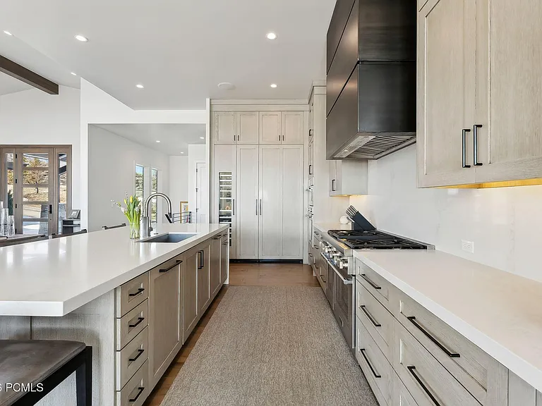 3450 E Ridgeway Dr — Photo 8