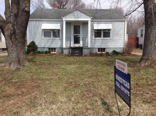 615 Garfield St, Clay Center, KS 67432