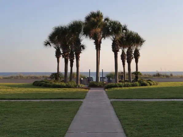 4701 Thomas Dr #214, Panama City Beach, FL 32408