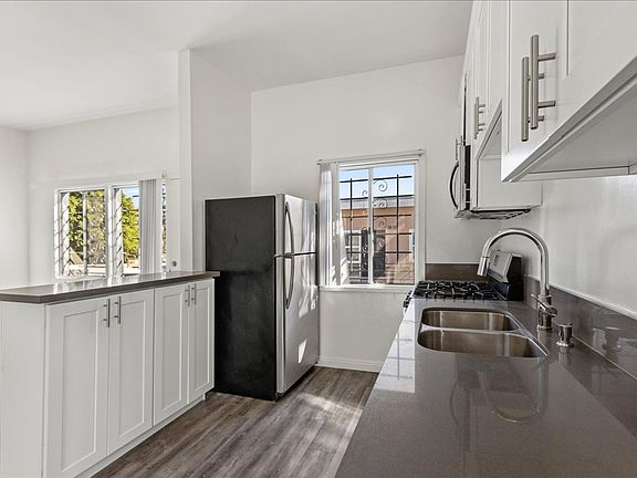 4th image of 10203 Crenshaw Blvd APT 5
