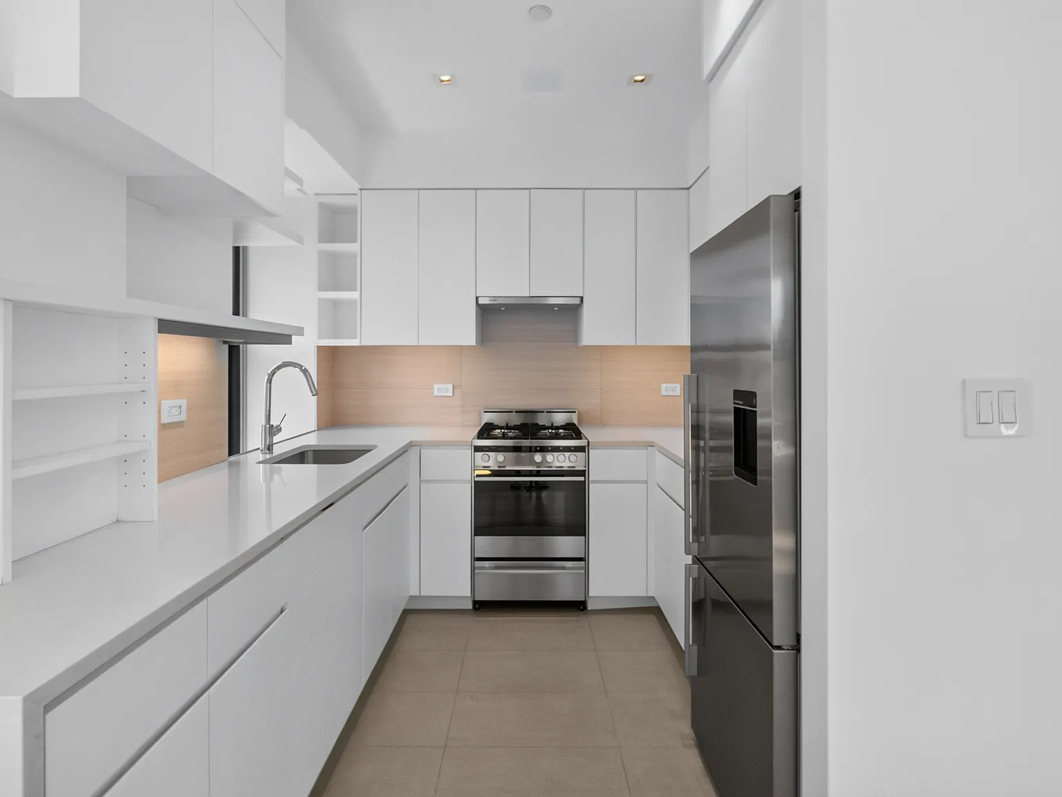 341 West 11th Street — Photo 4