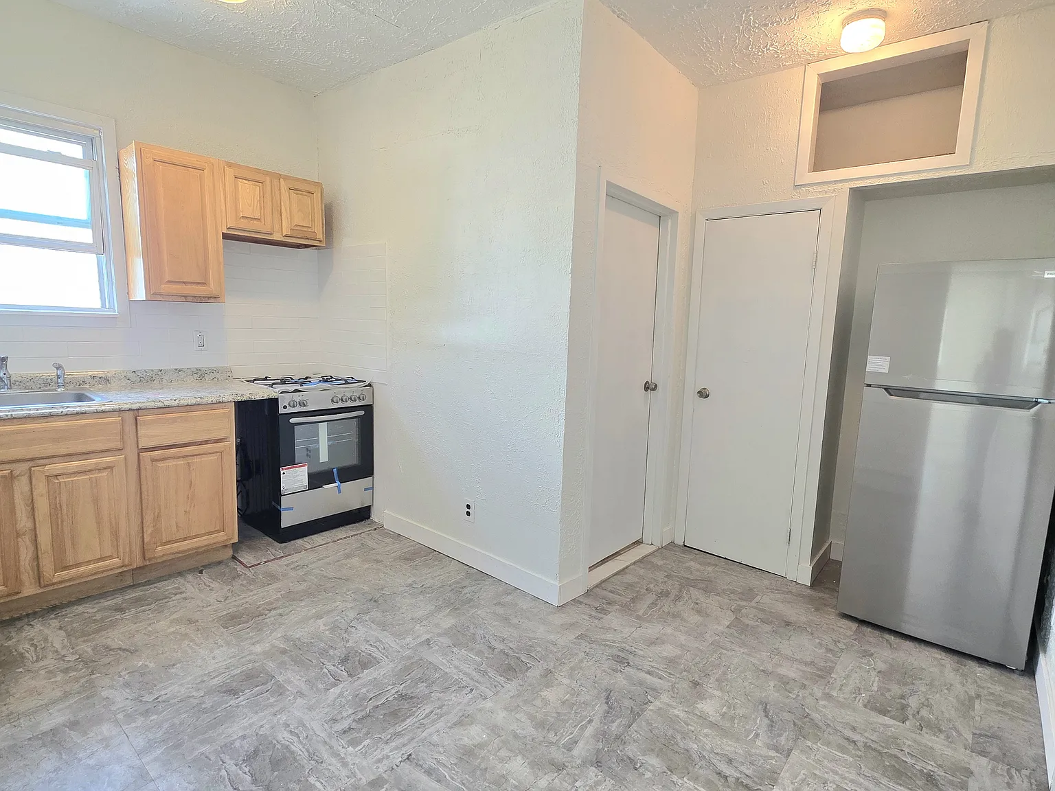 42 Smith St — Photo 3