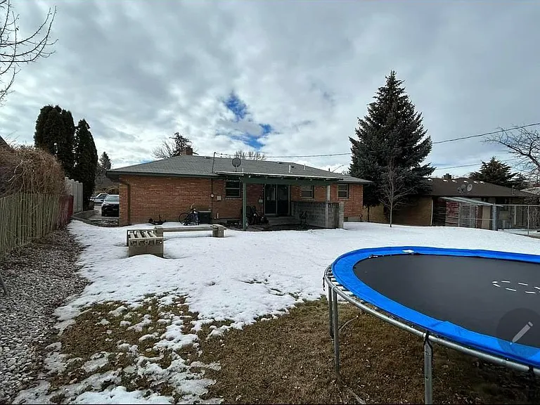 1716 E Terry St — Photo 17