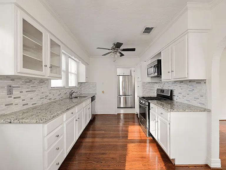 4105 Wycliff Ave — Photo 8