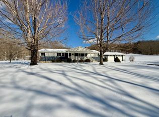 811 Harts Run Rd, Caldwell, WV 24925