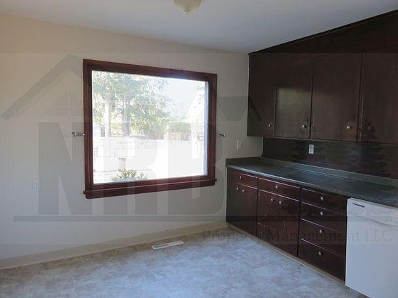 5th image of 1318 E 52nd St