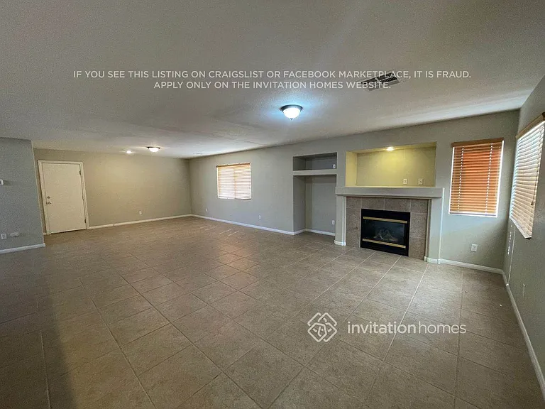 8104 Marin Pointe Ave — Photo 6