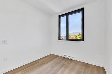 3455 Hastings St E — Photo 60