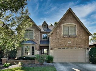 664 S Bryan St, Elmhurst, IL 60126