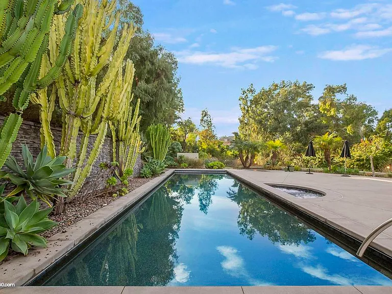 16653 Avenida Molino Viejo — Photo 2