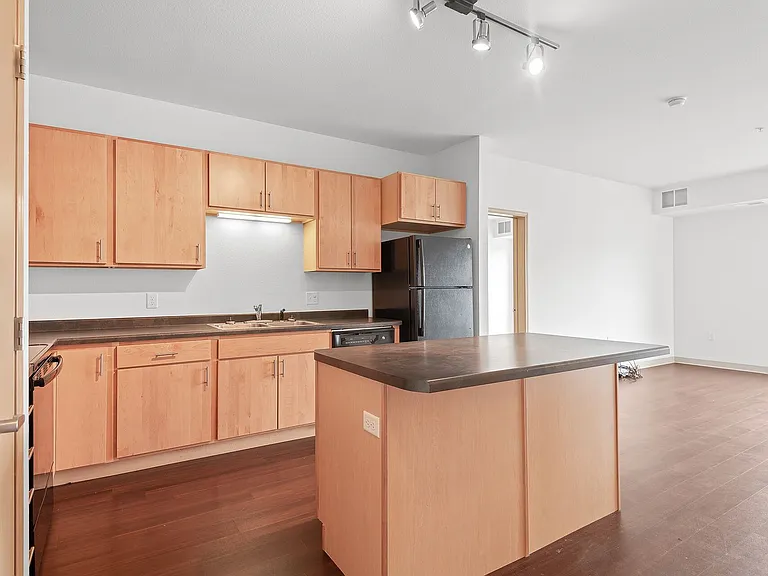 Fourth Street Co-op Apartments — Photo 89