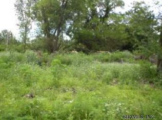 2222 N 53rd St, East Saint Louis, IL 62204