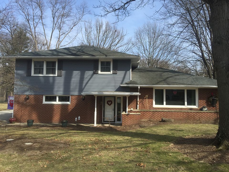 1st image of 82 Briarwood