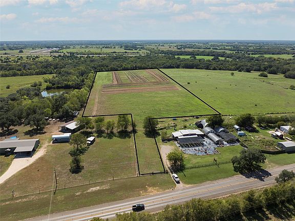 2nd image of 2564 W Us Highway 90