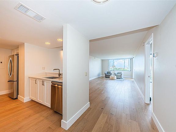 5th image of 6322 PALMA DEL MAR BOULEVARD S #705