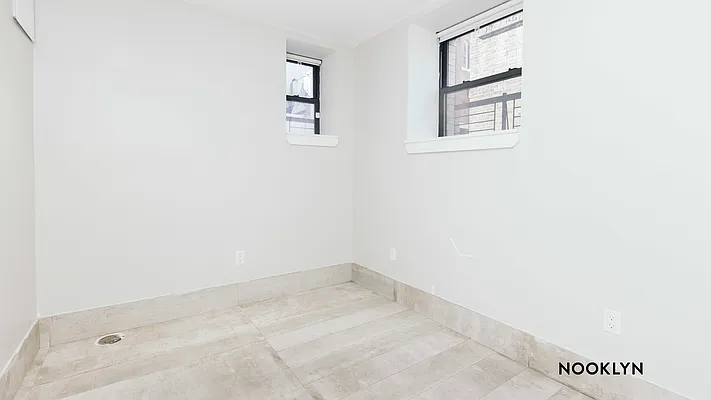 Rented by Nooklyn NYC LLC | media 12