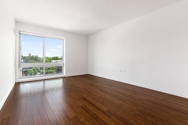 Rented by MNS | media 13